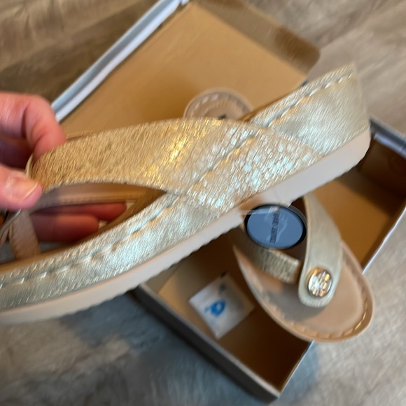 Brand new good choice sandals - Picture 3 of 8